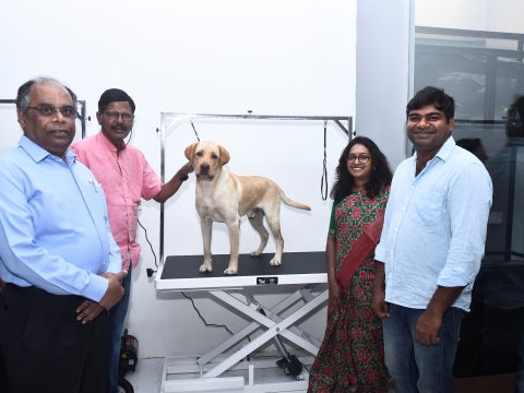 Mr.Isak Nazar & Mrs.Veena Kumaravel inaugurates ‘PETS 101’ – A Pet Store and Grooming Studio at Nungambakkam, Chennai on 13th March 2022