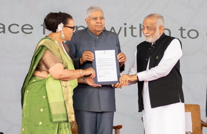 Hon’ble Commonwealth Secretary General Rt. Hon. Patricia Scotland confers the title of Global Ambassador of Peacebuilding and Faith in the Commonwealth upon Rev. Daaji